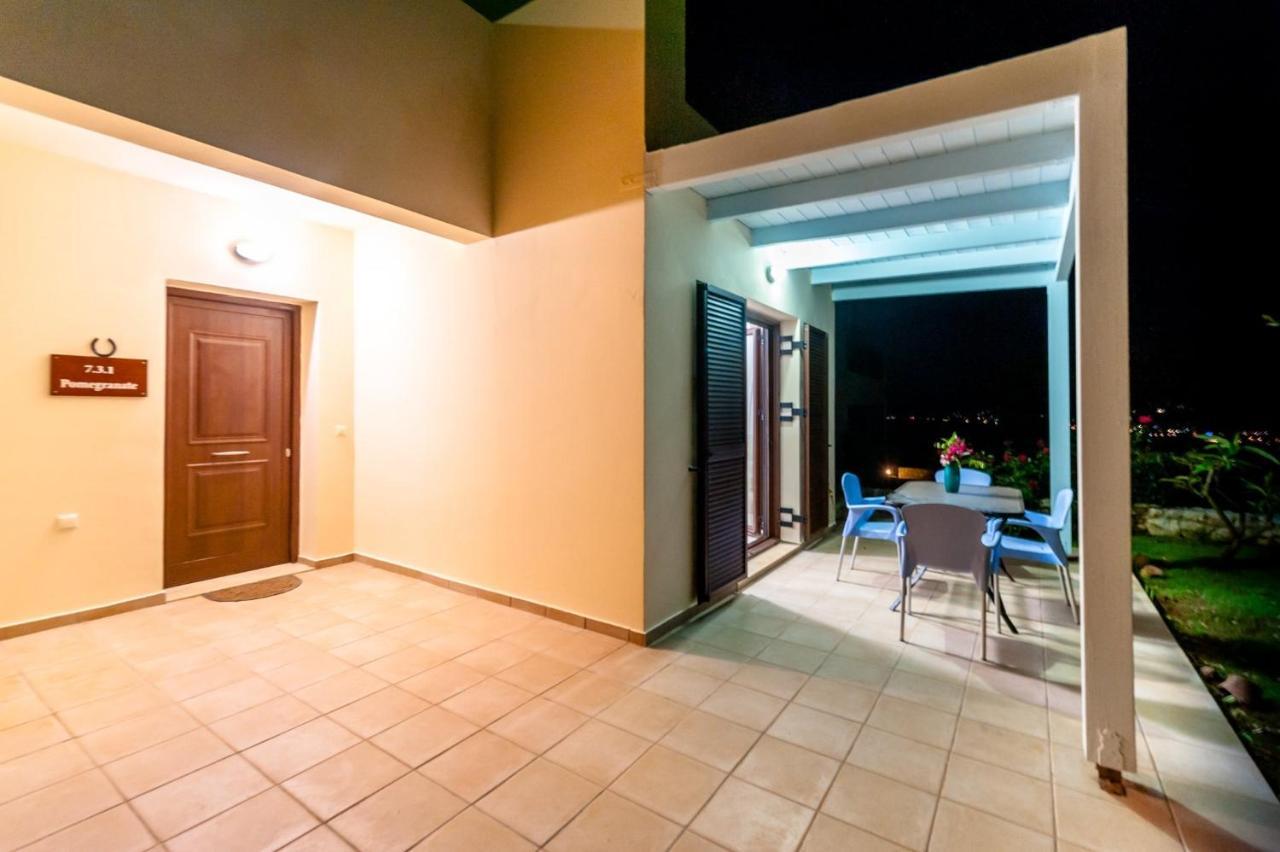 Villa Pomegrante Exopoli Exterior photo